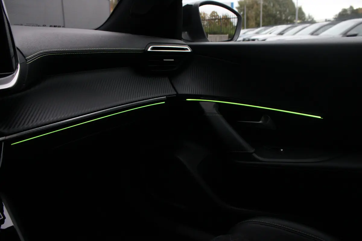 EV GT Pack 50 kWh | Fase 3 laden | SOH 93,38% | Panorama/schuifdak | Stoelverwarming | Navigatie | Camera | NL auto |