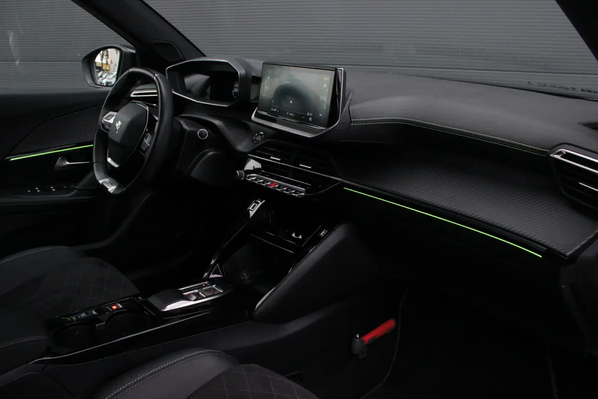 EV GT Pack 50 kWh | Fase 3 laden | SOH 93,38% | Panorama/schuifdak | Stoelverwarming | Navigatie | Camera | NL auto |