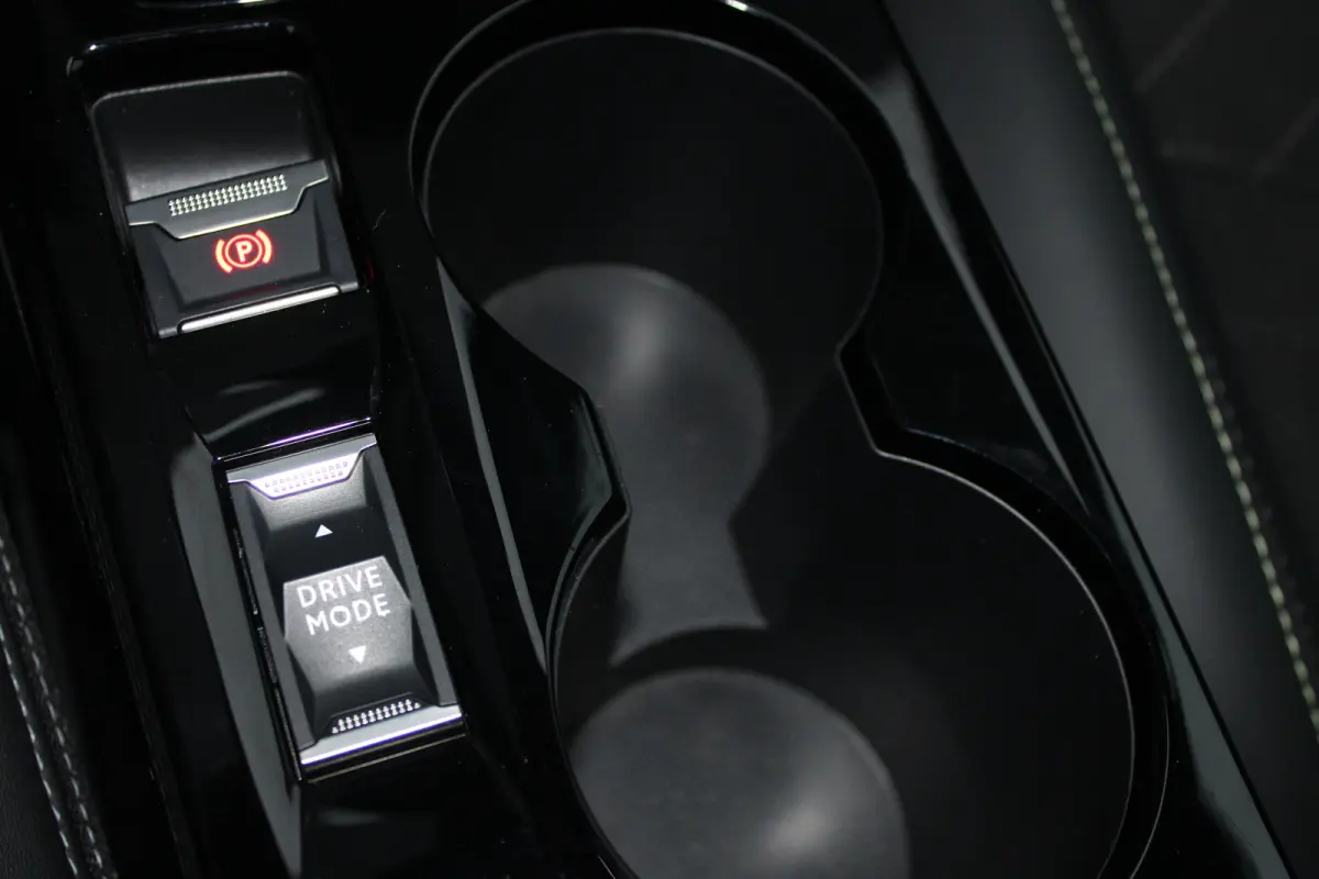 EV GT Pack 50 kWh | Fase 3 laden | SOH 93,38% | Panorama/schuifdak | Stoelverwarming | Navigatie | Camera | NL auto |