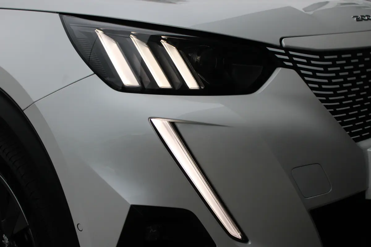 EV GT Pack 50 kWh | Fase 3 laden | SOH 93,38% | Panorama/schuifdak | Stoelverwarming | Navigatie | Camera | NL auto |