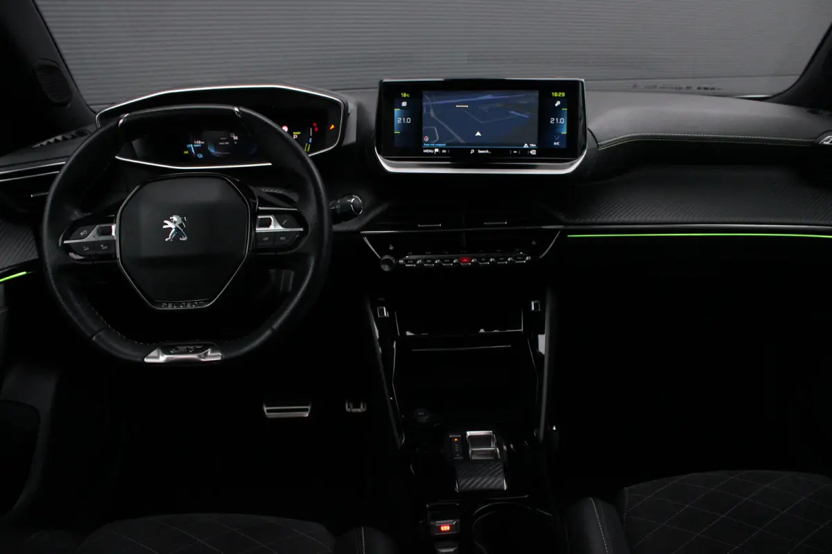 EV GT Pack 50 kWh | Fase 3 laden | SOH 93,38% | Panorama/schuifdak | Stoelverwarming | Navigatie | Camera | NL auto |