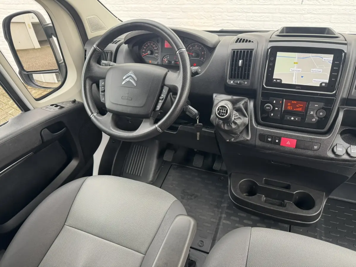 2.2 BlueHDi 140 L2H2 3.5t 6 pers Camera Carplay Trekhaak 3000kg Cruise Navigatie