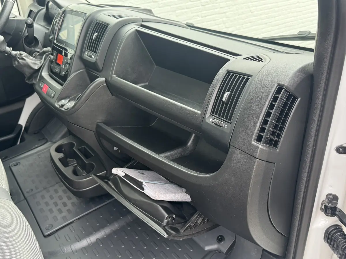 2.2 BlueHDi 140 L2H2 3.5t 6 pers Camera Carplay Trekhaak 3000kg Cruise Navigatie