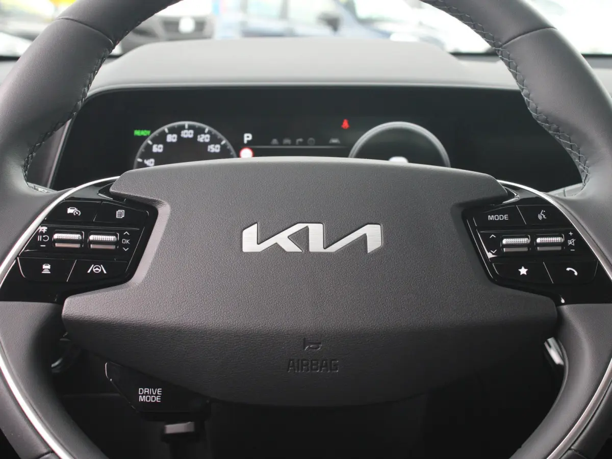 1.6 GDi Hybrid DynamicLine | Op voorraad | Keyless | Adapt. Cruise | LED | Navi | Carplay | Camera