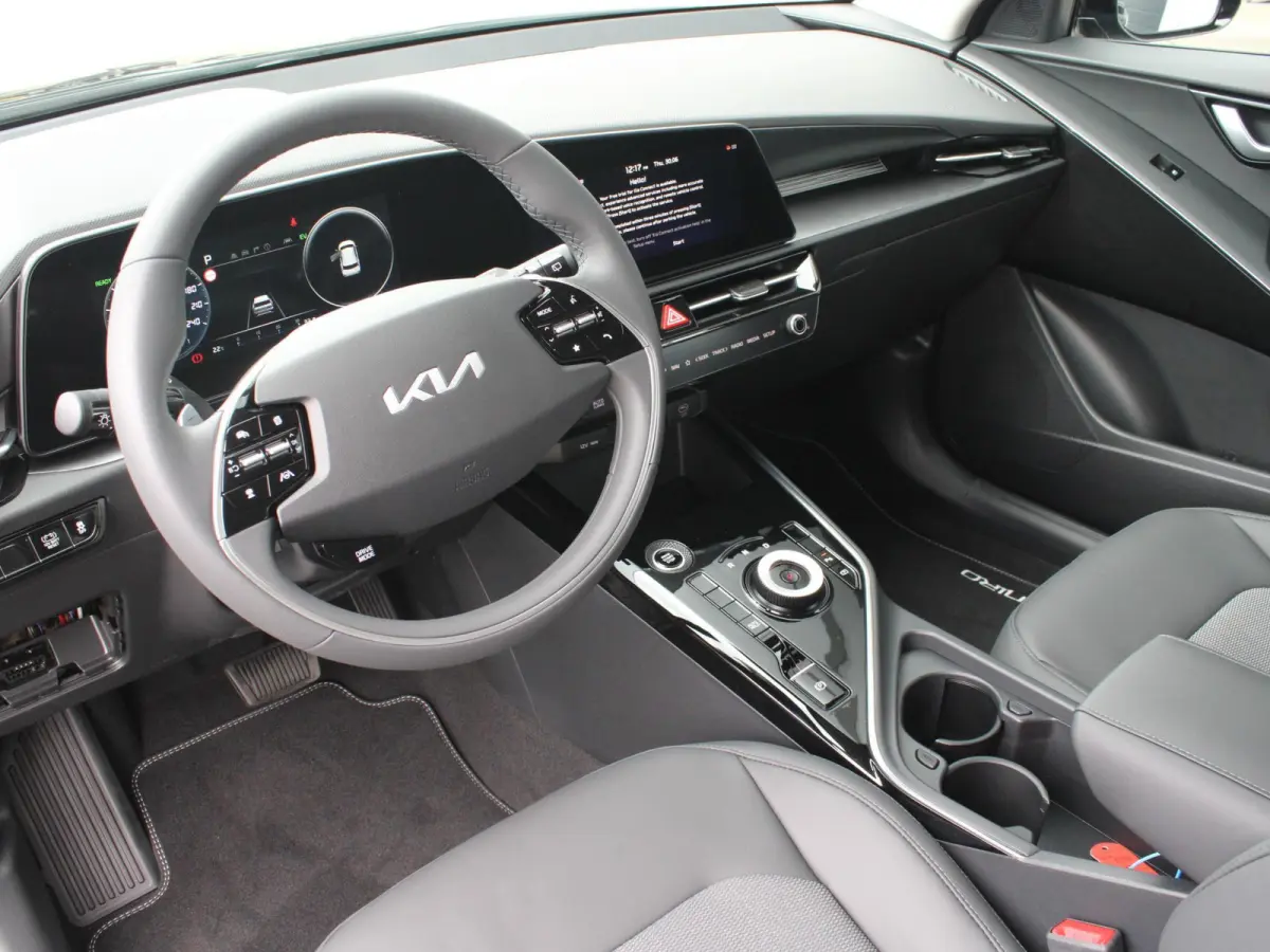 1.6 GDi Hybrid DynamicLine | Op voorraad | Keyless | Adapt. Cruise | LED | Navi | Carplay | Camera