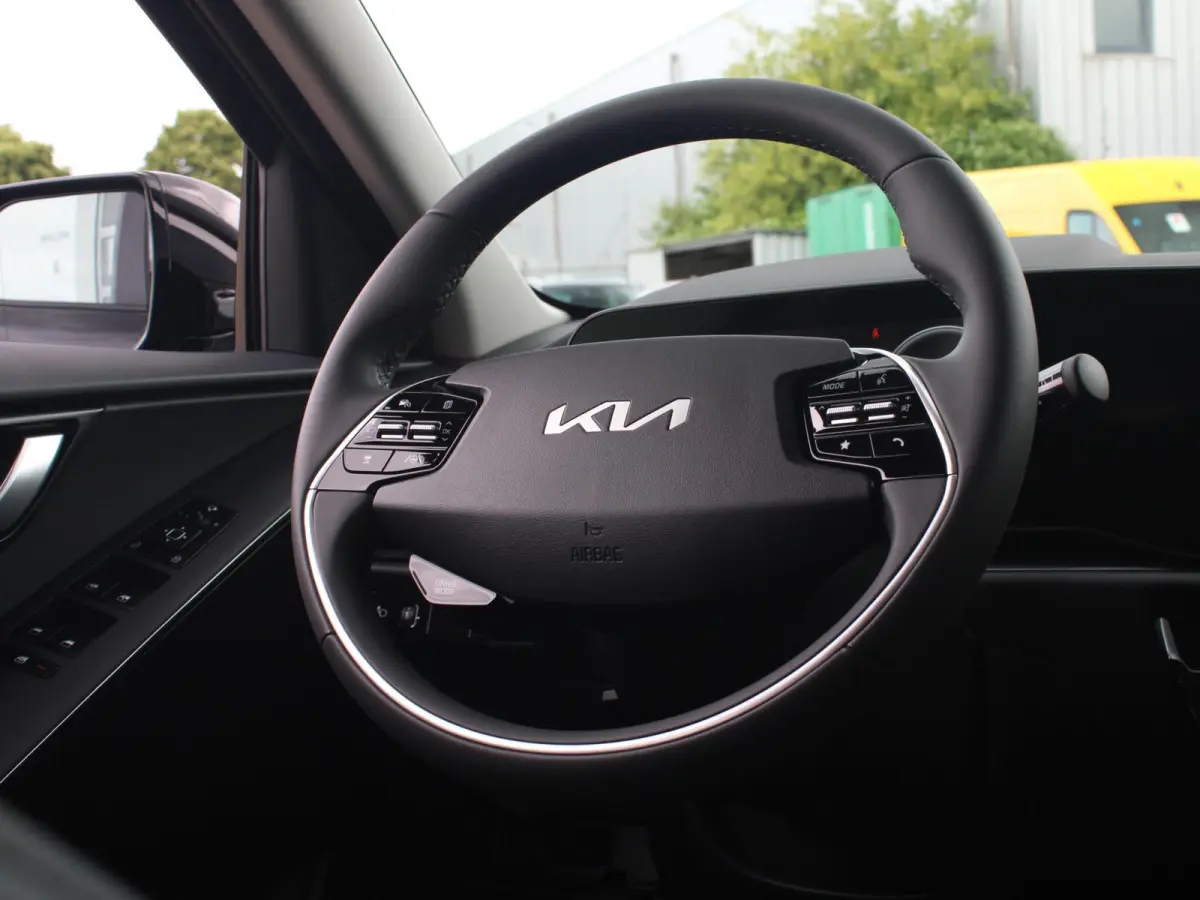 1.6 GDi Hybrid DynamicLine | Op voorraad | Keyless | Adapt. Cruise | LED | Navi | Carplay | Camera