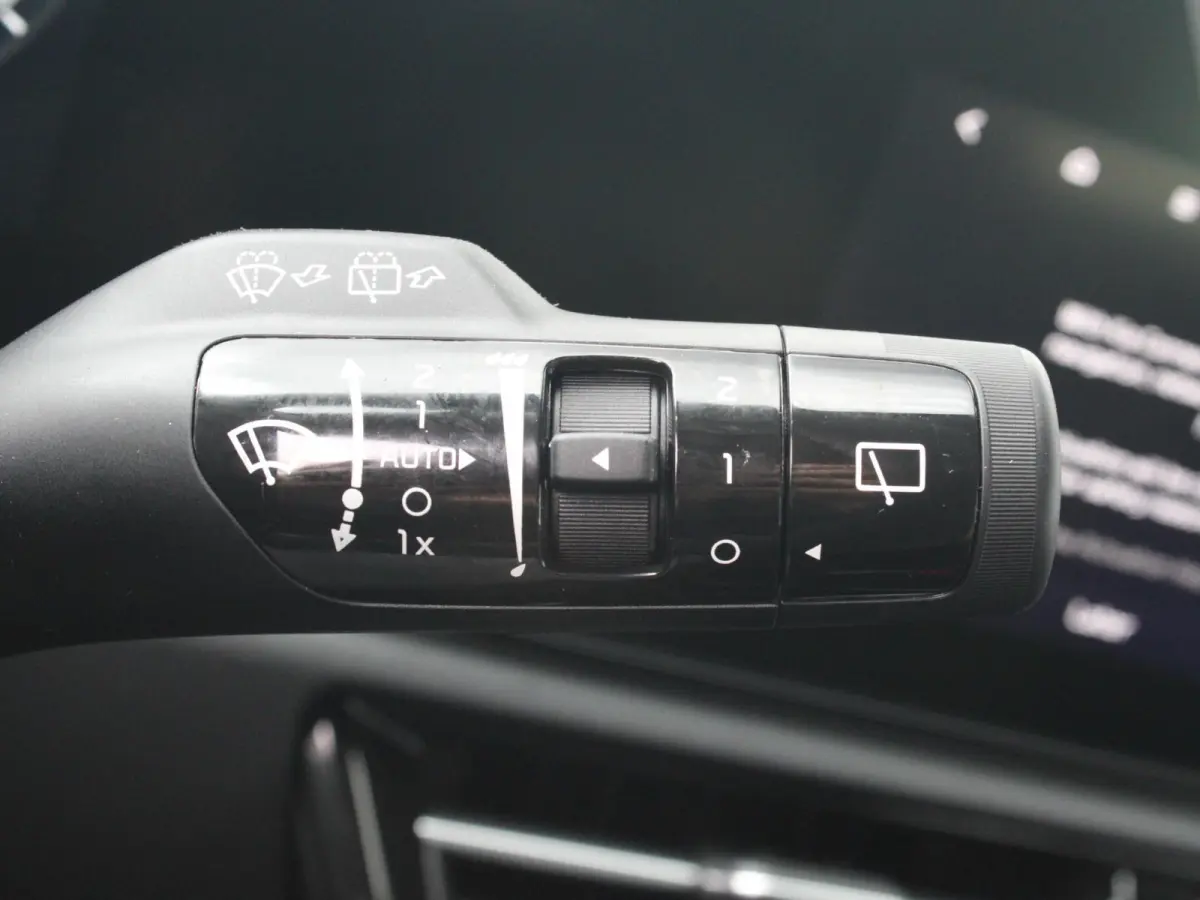 1.6 GDi Hybrid DynamicLine | Op voorraad | Keyless | Adapt. Cruise | LED | Navi | Carplay | Camera