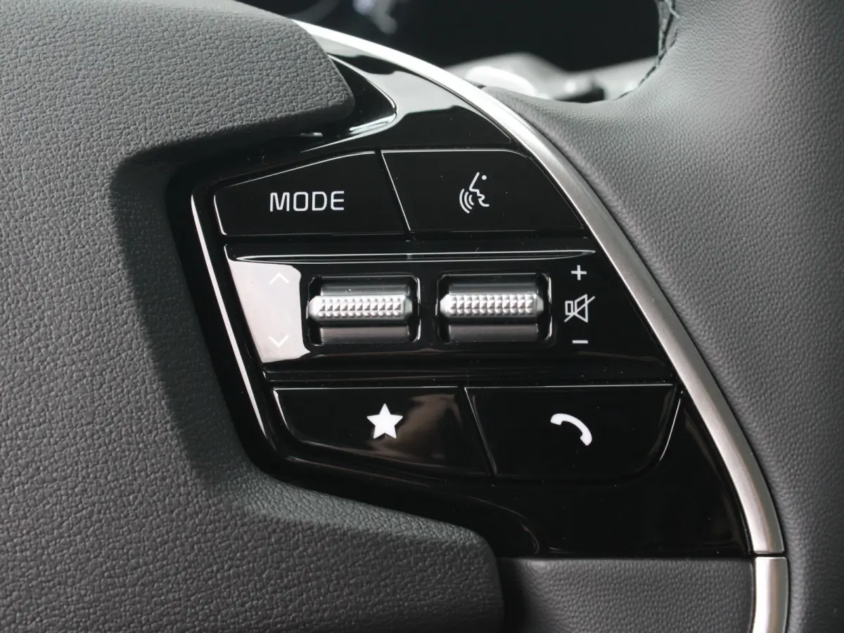 1.6 GDi Hybrid DynamicLine | Op voorraad | Keyless | Adapt. Cruise | LED | Navi | Carplay | Camera