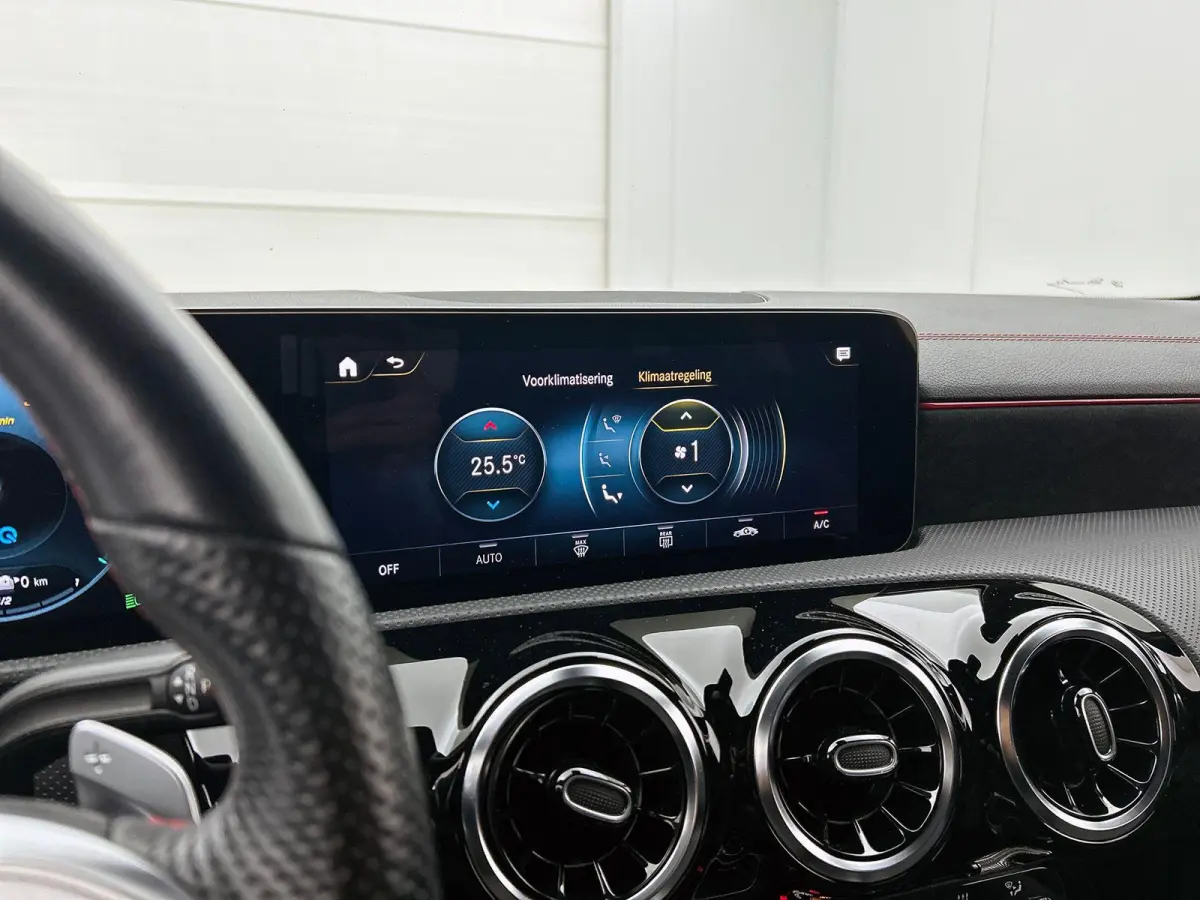 250 e AMG Line WIDE-SCREEN | CAMERA | STOELVERWARMING