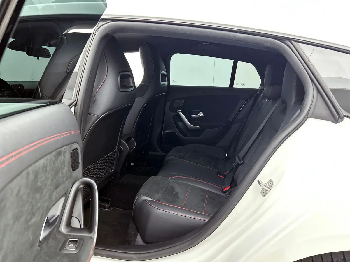250 e AMG Line WIDE-SCREEN | CAMERA | STOELVERWARMING