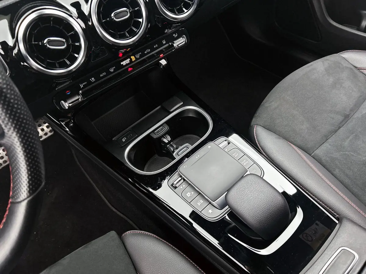 250 e AMG Line WIDE-SCREEN | CAMERA | STOELVERWARMING