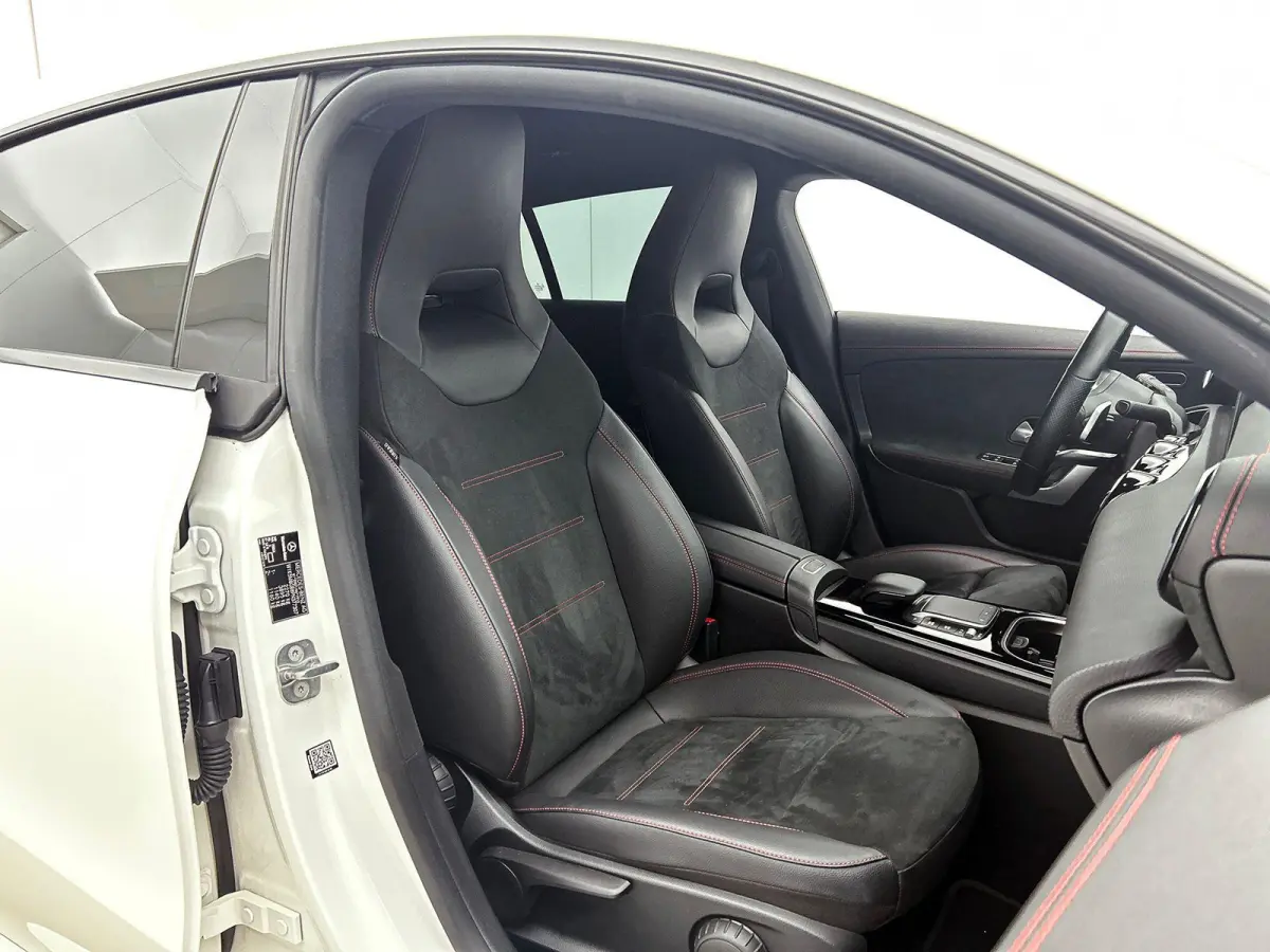 250 e AMG Line WIDE-SCREEN | CAMERA | STOELVERWARMING