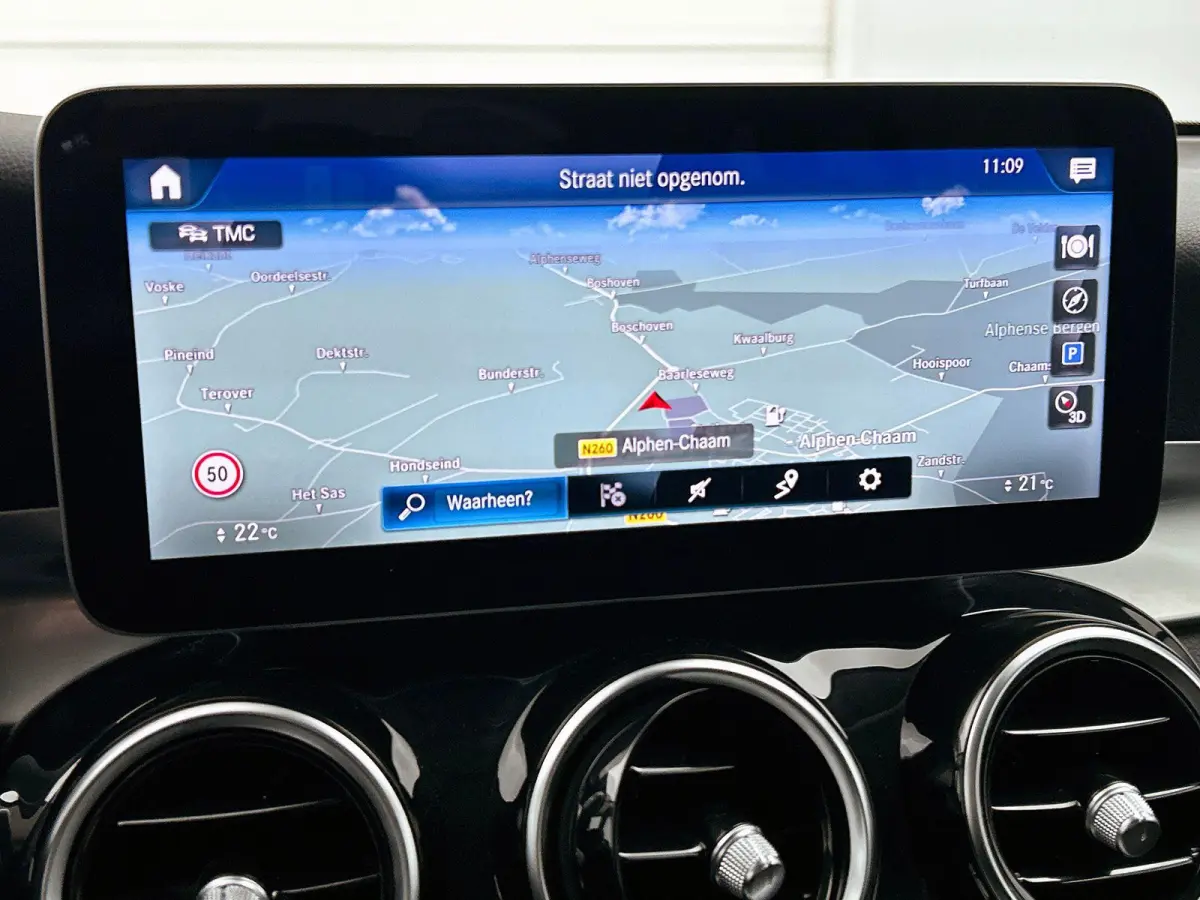 4MATIC Business Solution Luxury CAMERA | TREKHAAK | NAVI & CARPLAY