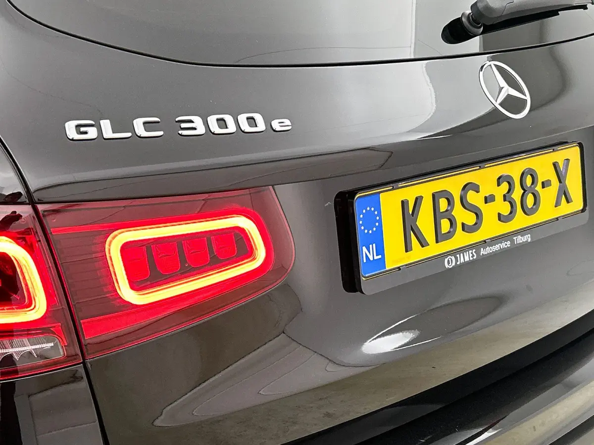 4MATIC Business Solution Luxury CAMERA | TREKHAAK | NAVI & CARPLAY
