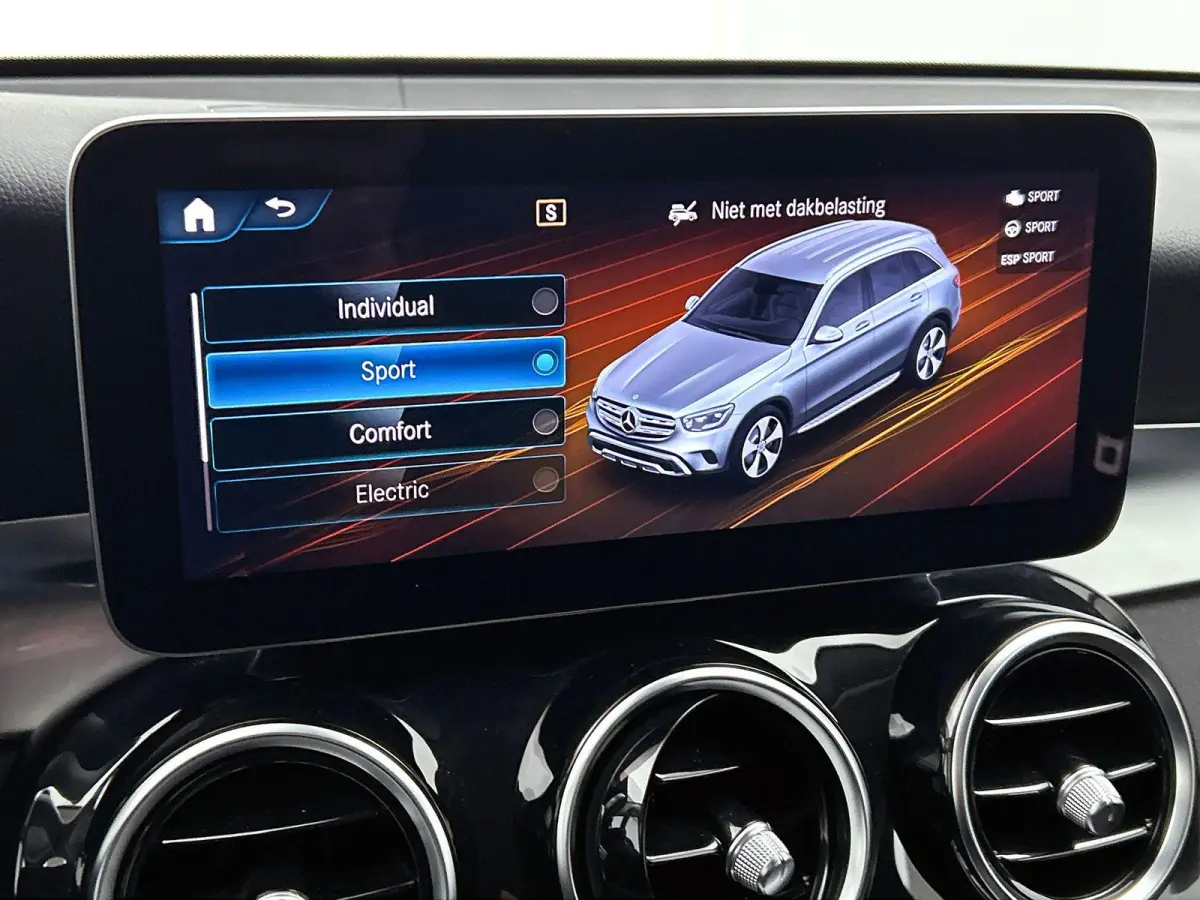 4MATIC Business Solution Luxury CAMERA | TREKHAAK | NAVI & CARPLAY