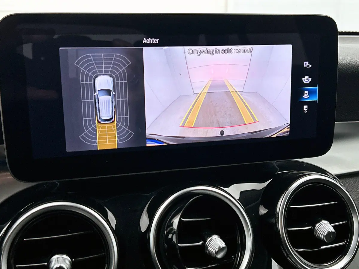 4MATIC Business Solution Luxury CAMERA | TREKHAAK | NAVI & CARPLAY