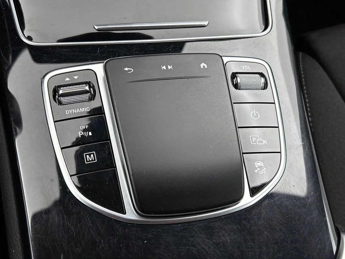 4MATIC Business Solution Luxury CAMERA | TREKHAAK | NAVI & CARPLAY