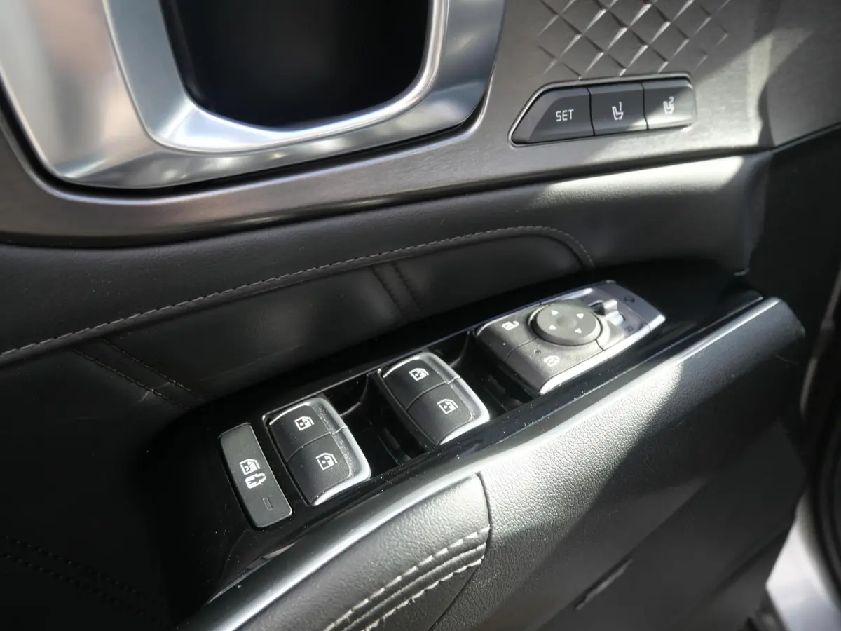 1.6 T-GDI Hybrid 2WD ExecutiveLine 7p. | Cruise | Clima | Carplay | Keyless | Stoelverwarming-Ventilatie | Schuif-kanteldak |