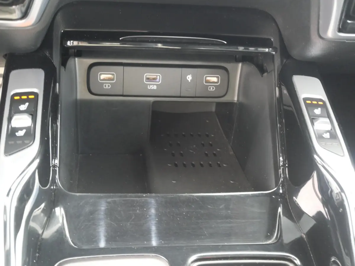 1.6 T-GDI Hybrid 2WD ExecutiveLine 7p. | Cruise | Clima | Carplay | Keyless | Stoelverwarming-Ventilatie | Schuif-kanteldak |