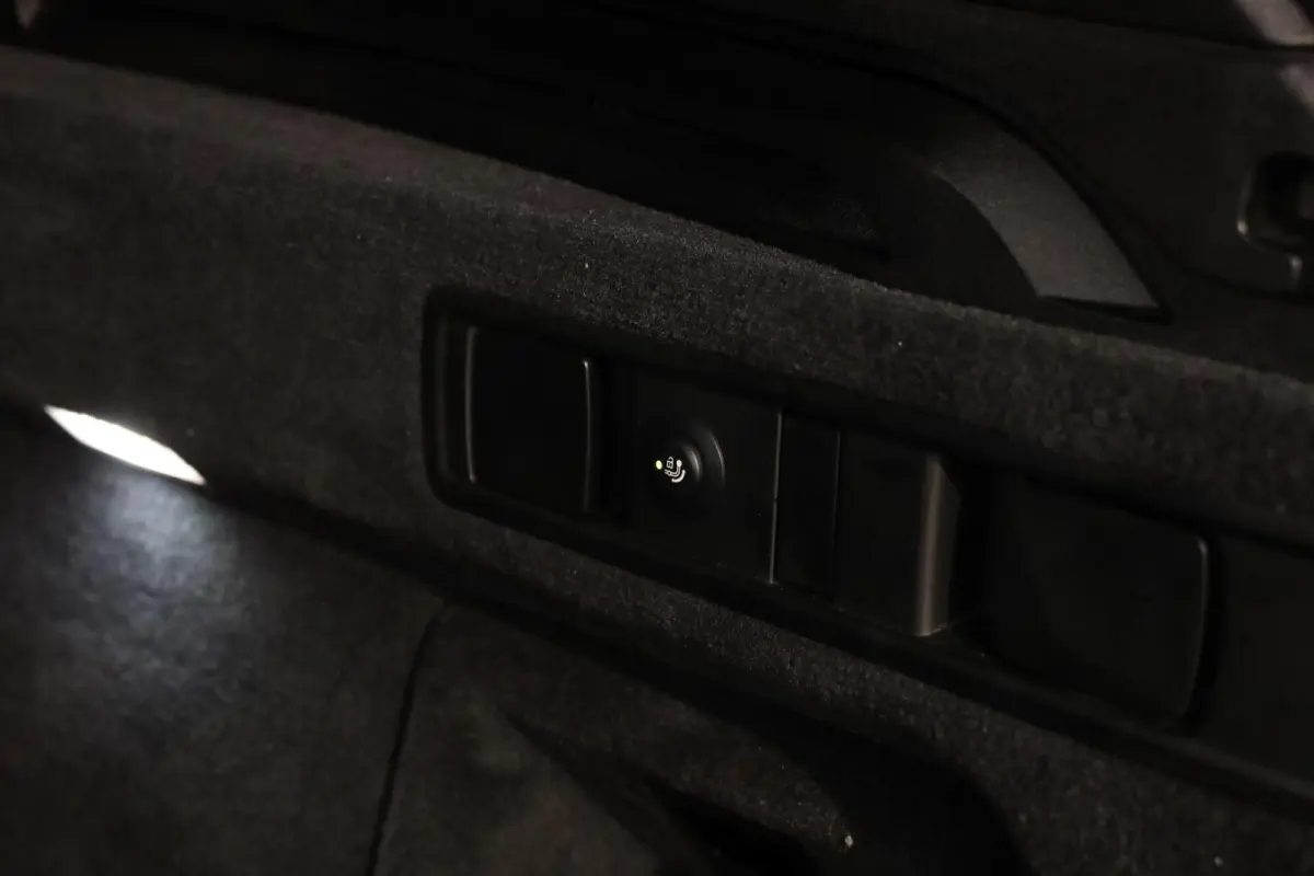 xDrive45e M-Sport|Individual|Pano|Laser|HUD|360|H&K|
