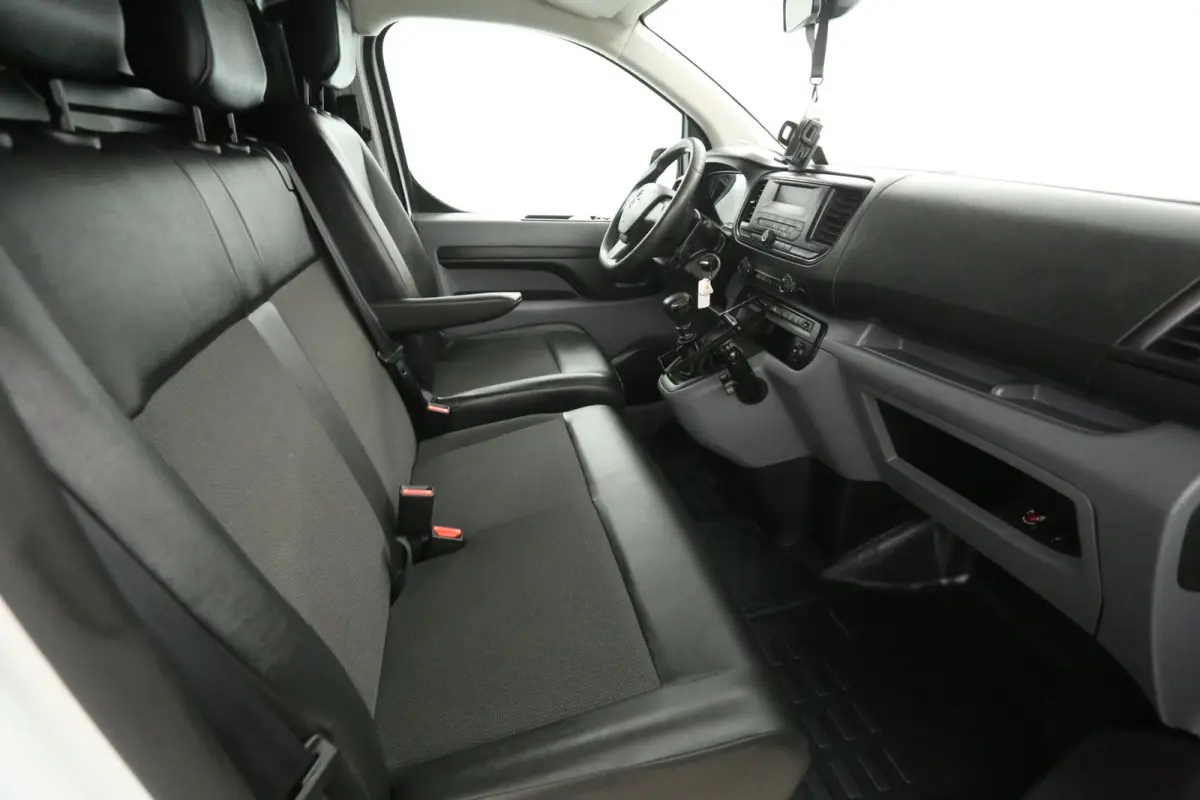 CDTI L3H1 | Airco | Cruise | 3 Zits | Kasten | Trekhaak | Parkeersens. | Imperiaal