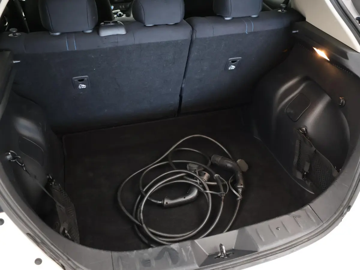 N-CONNECTA 40 kWh HV ACCU PROBLEEM | 360 CAMERA | STUURVERWARMING