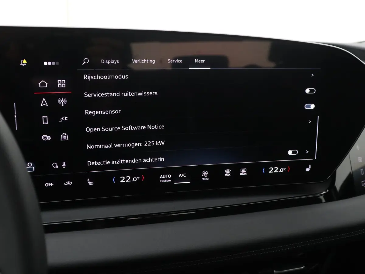 Advanced edition performance 100 kWh 306 PK | Navigatie | Omgevingscamera’s | Elektrisch instelbare stoelen | MMI Bijrijdersscherm | Leder-kunstlederen sportstoelen | Matrix Ledkoplampen| 