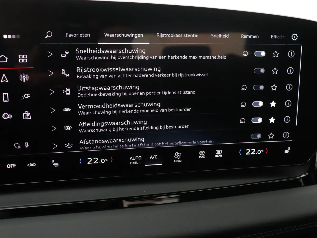 Advanced edition performance 100 kWh 306 PK | Navigatie | Omgevingscamera’s | Elektrisch instelbare stoelen | MMI Bijrijdersscherm | Leder-kunstlederen sportstoelen | Matrix Ledkoplampen| 