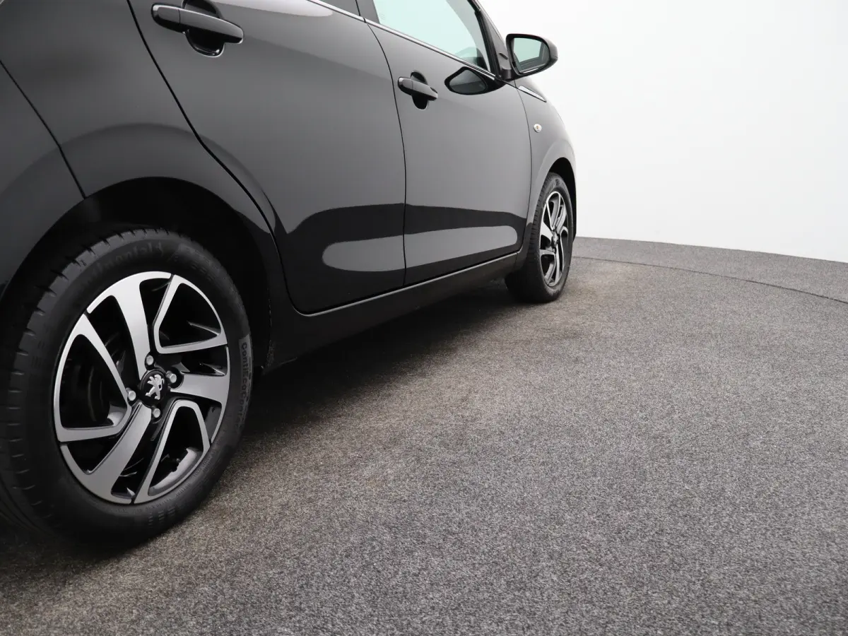 1.0 e-VTi Allure Carplay | Camera | Climate Control | Keyless | Bluetooth Telefoonverbinding | 15" Lichtmetalen Velgen | Origineel NL!