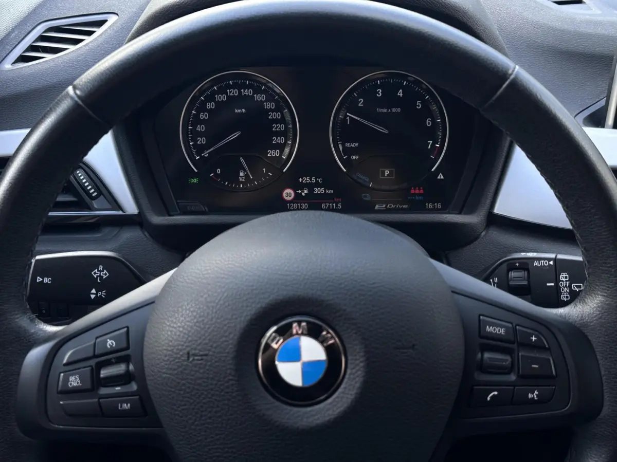 xDrive25e Led, Camera, Navi, Bluetooth, LM..