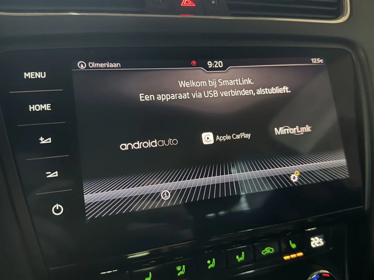 1.5 TSI 150PK DSG GREENTECH BUSINESS PLUS EDITION TREKHAAK/CAMERA/CARPLAY/LEDER