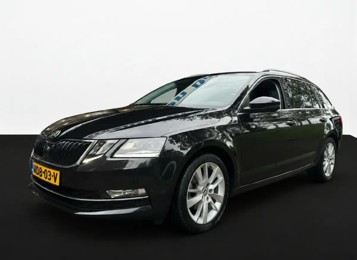 1.5 TSI 150PK DSG GREENTECH BUSINESS PLUS EDITION TREKHAAK/CAMERA/CARPLAY/LEDER