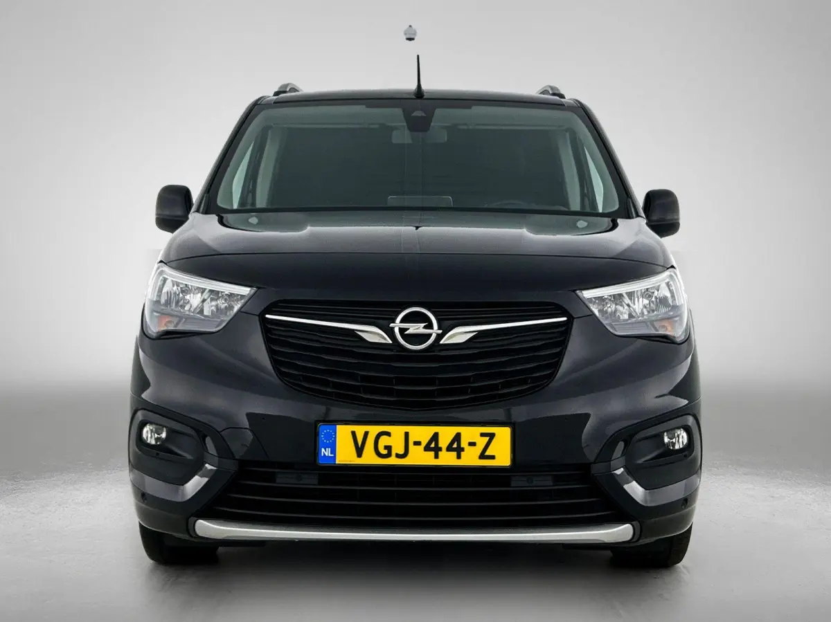 1.5D L1H1 Innovation | Automaat | Trekhaak | Camera | Navigatie | Lichtmetalen velgen