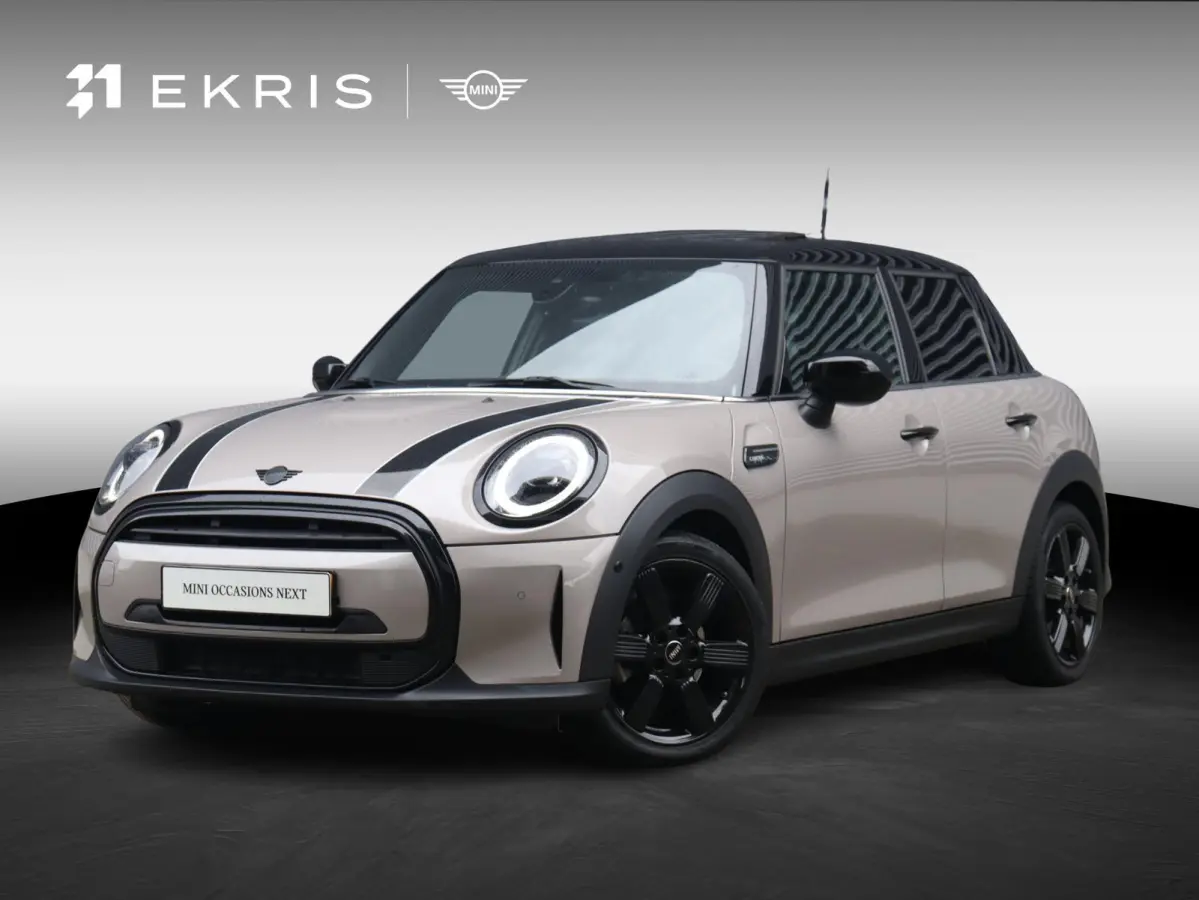 Cooper | Camden Edition + Panodak + Sportstoelen + Apple Carplay + Camera + Comfort Access + Stuurwiel Verwarmd + 17'' LMV