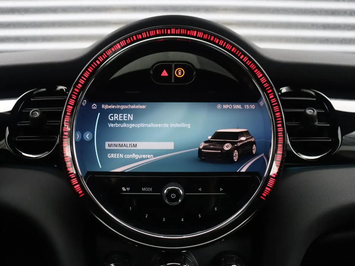 Cooper | Camden Edition + Panodak + Sportstoelen + Apple Carplay + Camera + Comfort Access + Stuurwiel Verwarmd + 17'' LMV