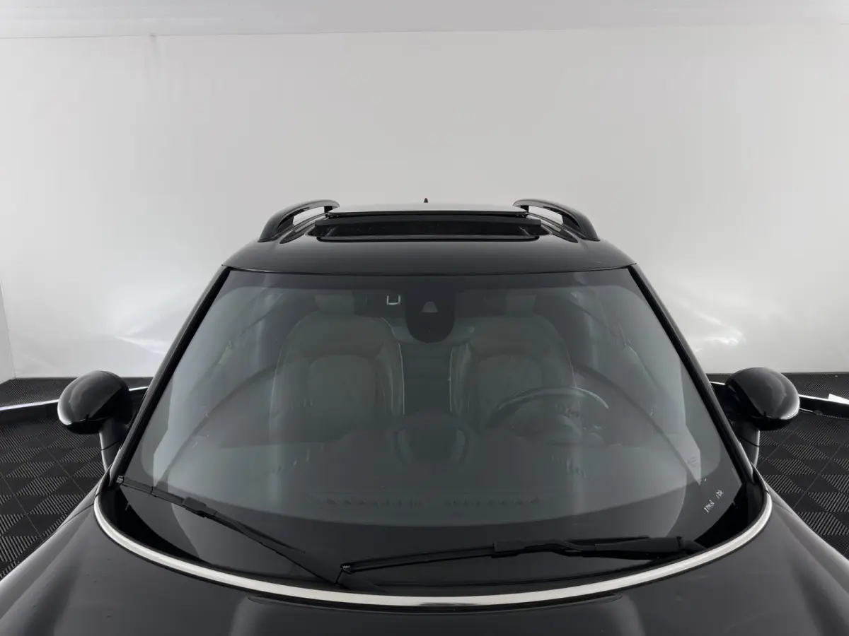 1.5 Cooper ALL4 Aut. *PANO | LEATHER | FULL-LED | HARMAN/KARDON | ADAPTIVE-CRUISE | CAMERA | SPORTSEATS | PRIVACY-GLASS | NAVI-FULLMAP | ECC | PDC | 19''ALU*