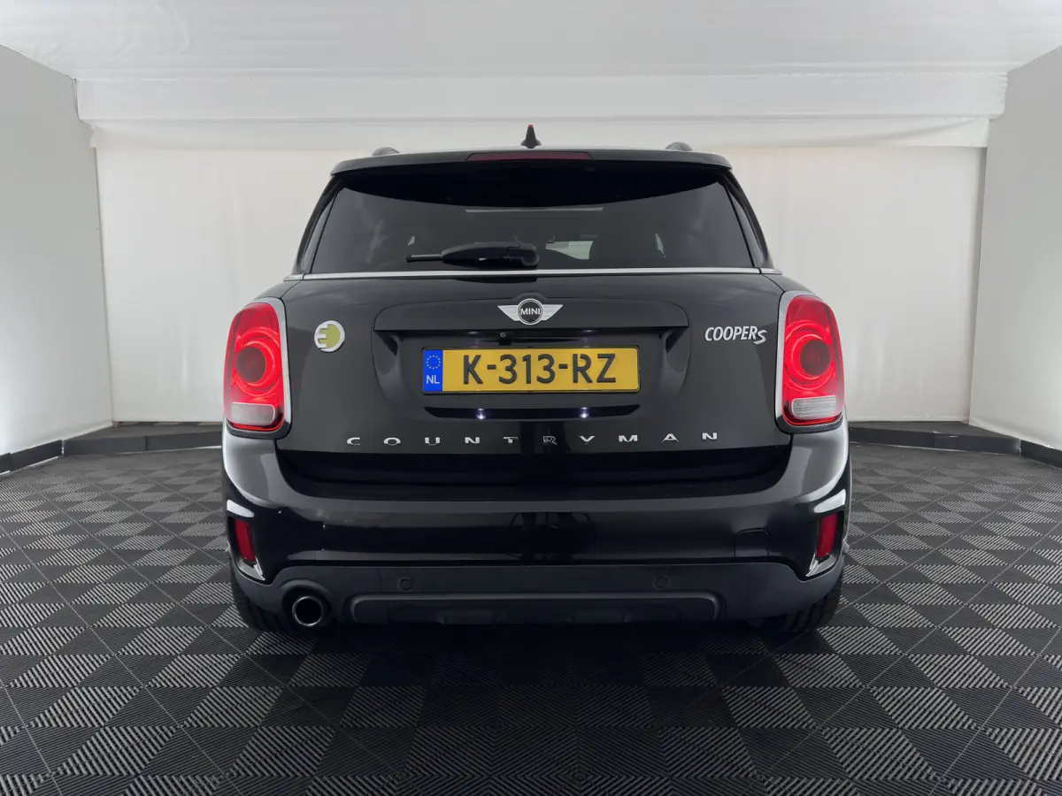 1.5 Cooper ALL4 Aut. *PANO | LEATHER | FULL-LED | HARMAN/KARDON | ADAPTIVE-CRUISE | CAMERA | SPORTSEATS | PRIVACY-GLASS | NAVI-FULLMAP | ECC | PDC | 19''ALU*