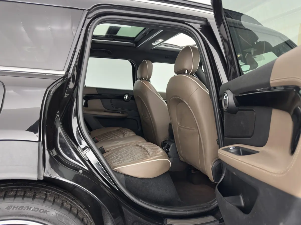 1.5 Cooper ALL4 Aut. *PANO | LEATHER | FULL-LED | HARMAN/KARDON | ADAPTIVE-CRUISE | CAMERA | SPORTSEATS | PRIVACY-GLASS | NAVI-FULLMAP | ECC | PDC | 19''ALU*