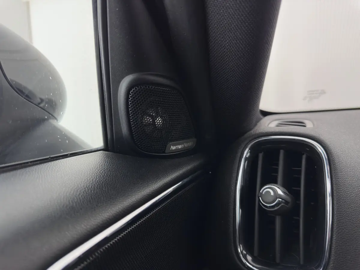 1.5 Cooper ALL4 Aut. *PANO | LEATHER | FULL-LED | HARMAN/KARDON | ADAPTIVE-CRUISE | CAMERA | SPORTSEATS | PRIVACY-GLASS | NAVI-FULLMAP | ECC | PDC | 19''ALU*