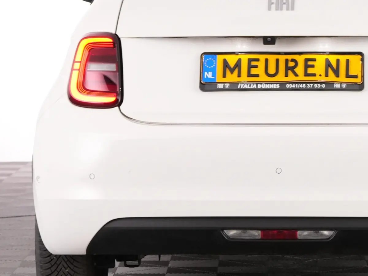Urban Plus 42kWh | CAMERA | STOELVERW. | CARPLAY | SOH: 100% | !