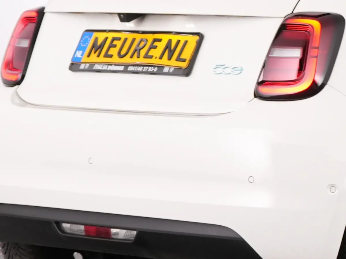 Urban Plus 42kWh | CAMERA | STOELVERW. | CARPLAY | SOH: 100% | !