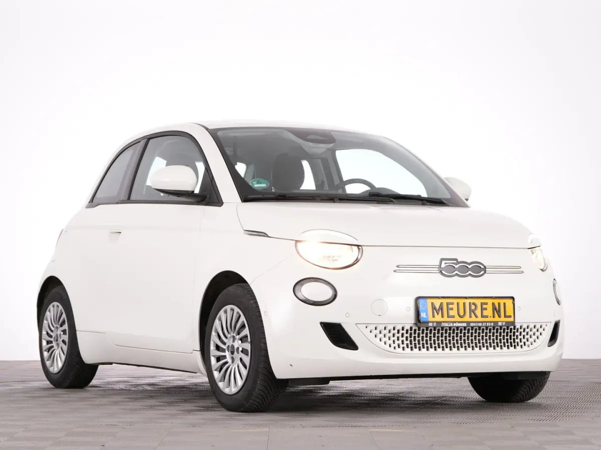Urban Plus 42kWh | CAMERA | STOELVERW. | CARPLAY | SOH: 100% | !