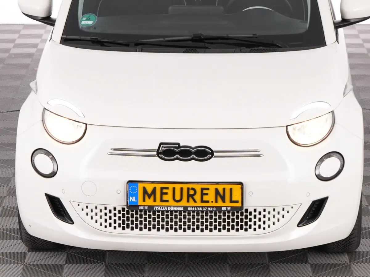 Urban Plus 42kWh | CAMERA | STOELVERW. | CARPLAY | SOH: 100% | !