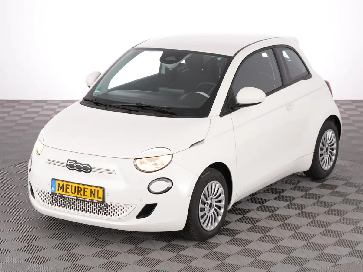 Urban Plus 42kWh | CAMERA | STOELVERW. | CARPLAY | SOH: 100% | !