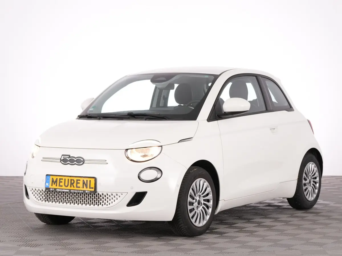 Urban Plus 42kWh | CAMERA | STOELVERW. | CARPLAY | SOH: 100% | !
