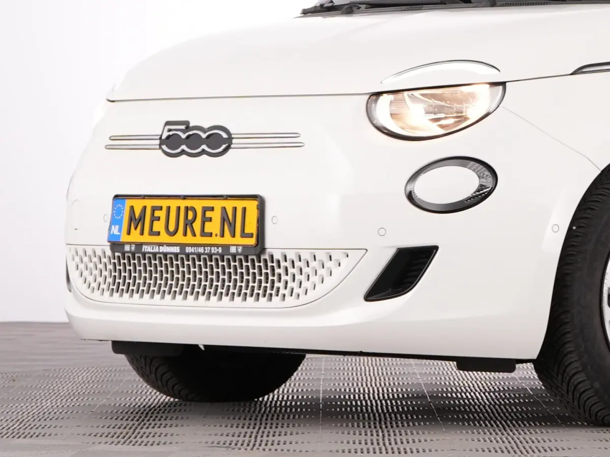 Urban Plus 42kWh | CAMERA | STOELVERW. | CARPLAY | SOH: 100% | !