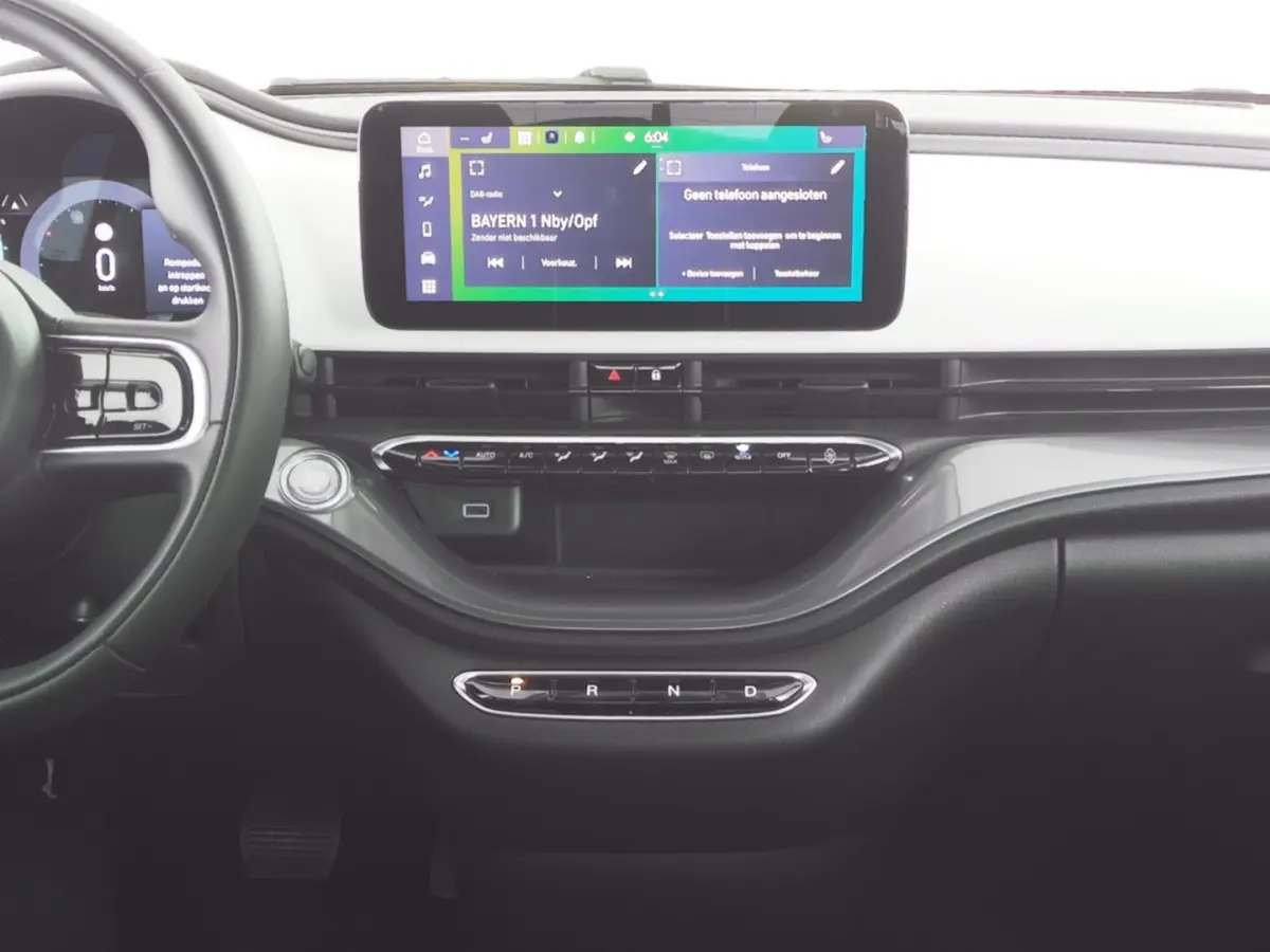 Urban Plus 42kWh | CAMERA | STOELVERW. | CARPLAY | SOH: 100% | !