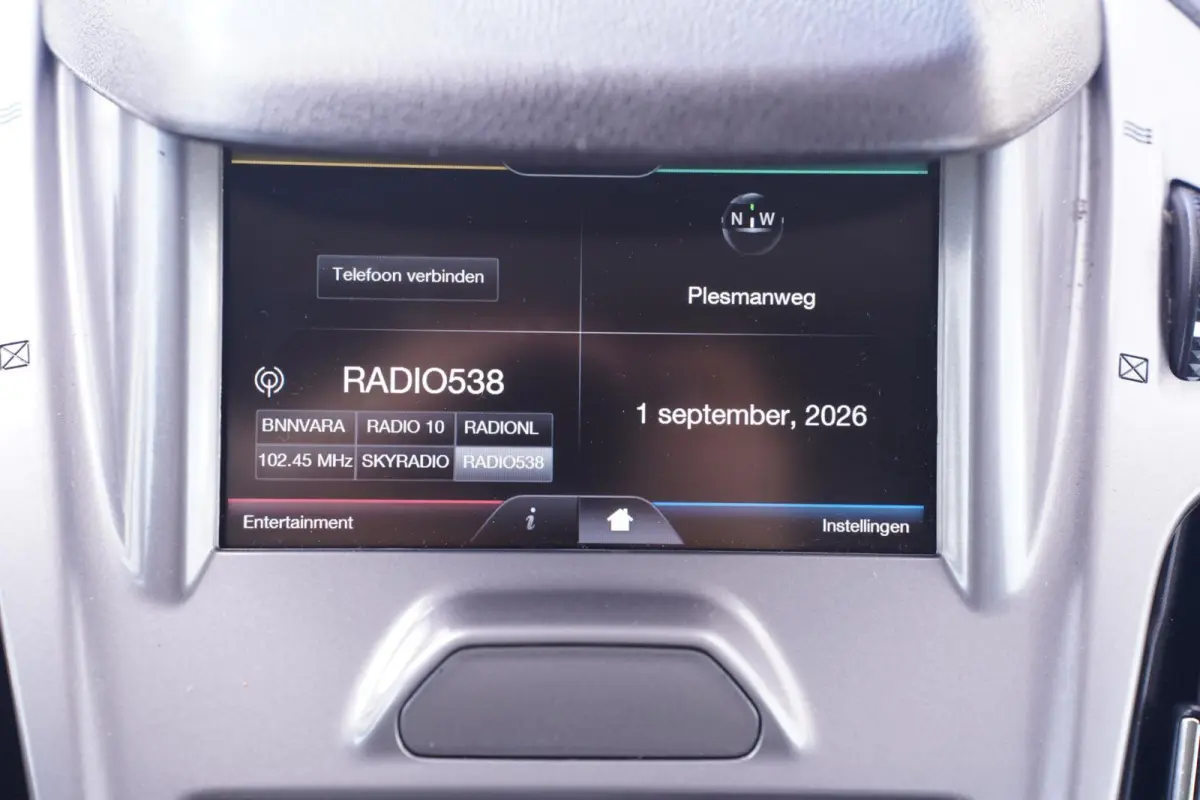 1.5 TDCI L1 Trend Navi, Camera, D-Riem vv 160 dkm Airco, Trekhaak, PDC achter, 3-Zits