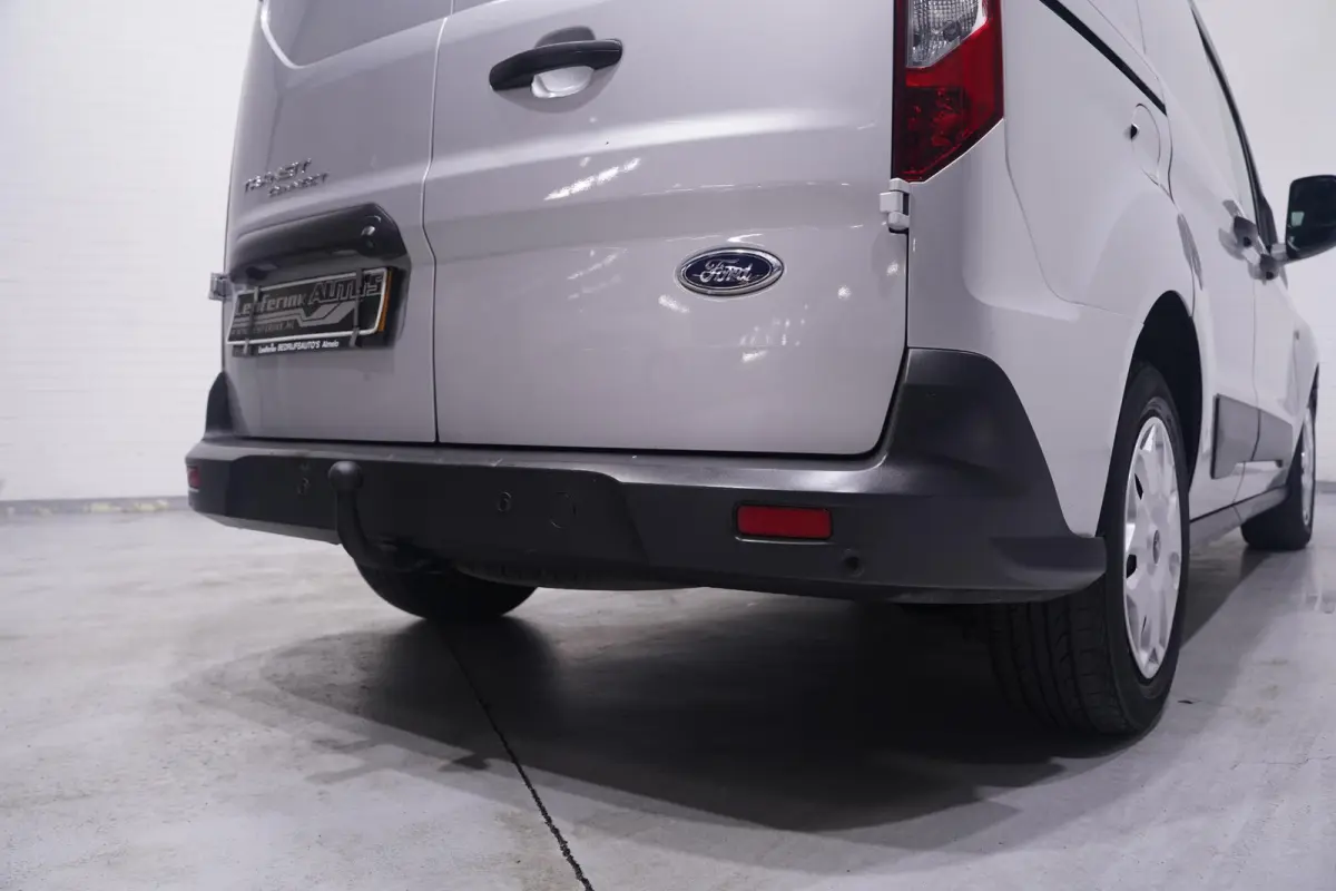 1.5 TDCI L1 Trend Navi, Camera, D-Riem vv 160 dkm Airco, Trekhaak, PDC achter, 3-Zits