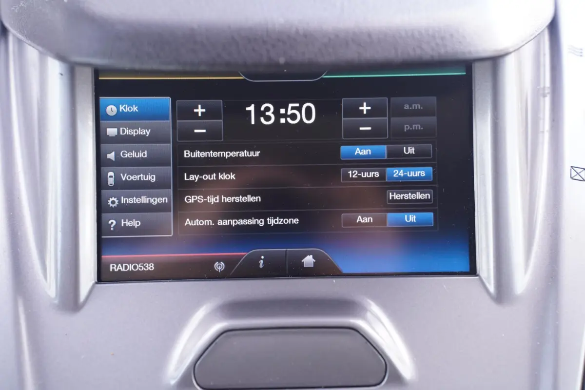 1.5 TDCI L1 Trend Navi, Camera, D-Riem vv 160 dkm Airco, Trekhaak, PDC achter, 3-Zits